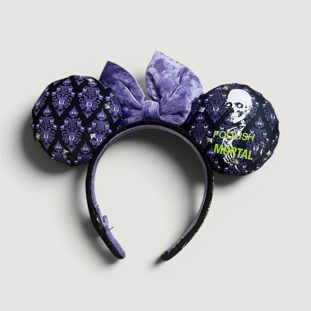 Disney Haunted Mansion Her Universe Minnie Ears Madame Leota Purple